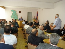 ՄԱՐԶԻ ԽՈՐՀՐԴԻ ՆԻՍՏՈՒՄ