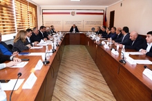 Կոտայքի մարզպետն անցկացրել է Մարզխորհրդի տարեվերջյան նիստ