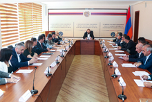 ՀՀ Կոտայքի մարզպետին փոխարինող Վասակ Վարդանյանն անցկացրել է Մարզի խորհրդի նիստ